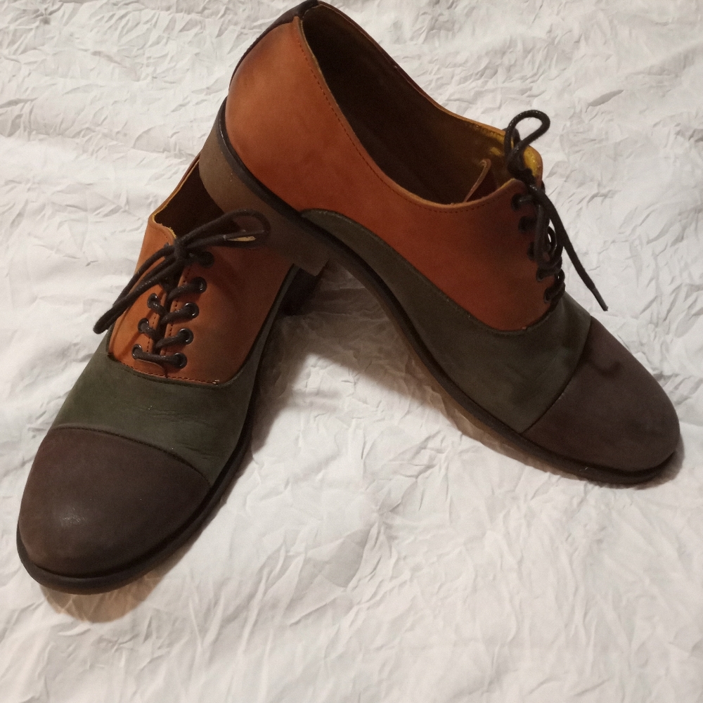 Kickers U.S. 8.5 Tricolor Leather Oxford Shoe